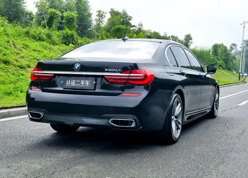BMW 7-Series