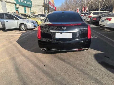 Cadillac XTS