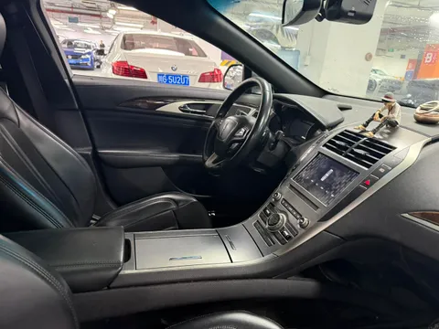 Lincoln MKZ