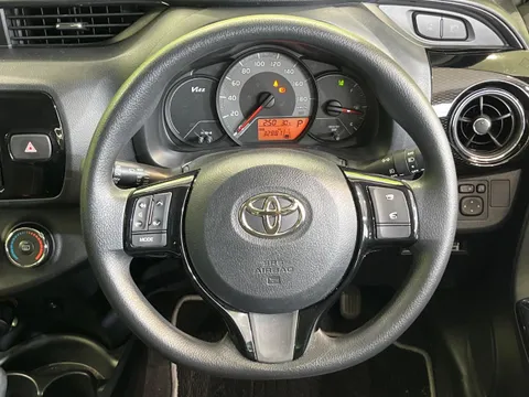 Toyota Yaris (Vitz)