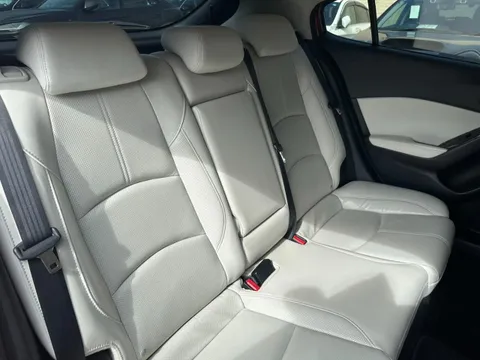 Mazda Axela Sport