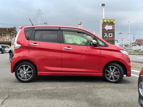 Mitsubishi eK Custom
