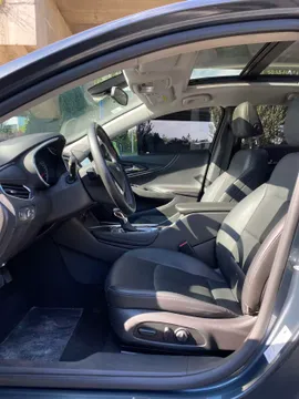 Chevrolet Malibu XL