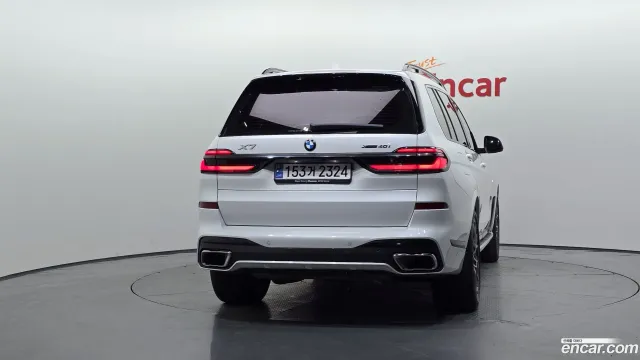 BMW X7