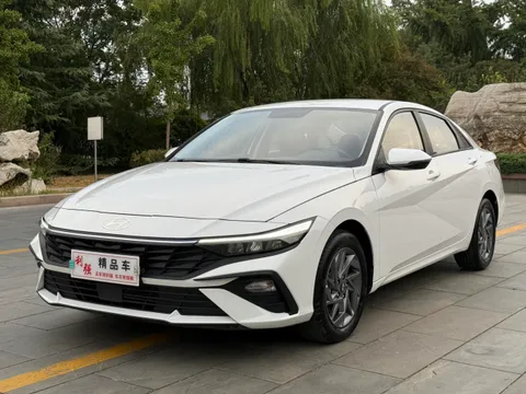 Hyundai Elantra (Avante)
