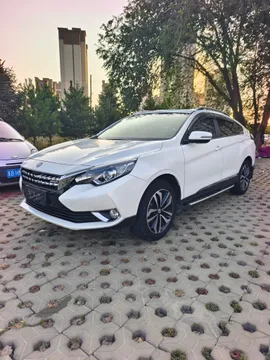 Venucia T90