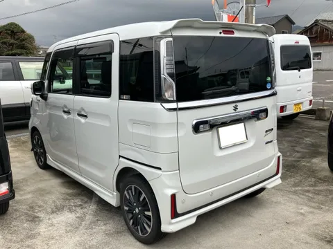 Suzuki Spacia Custom