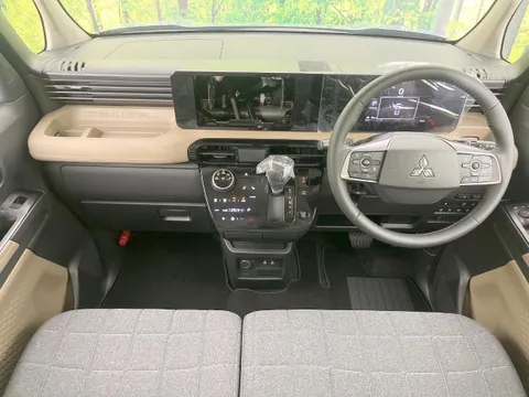Mitsubishi Delica Mini