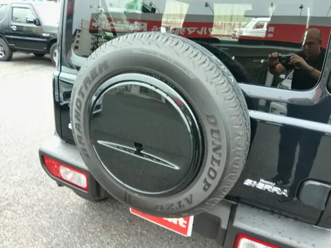 Suzuki Jimny Sierra