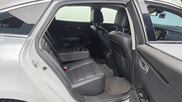 Renault Talisman (SM6)