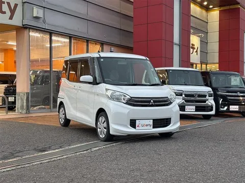 Mitsubishi eK Space