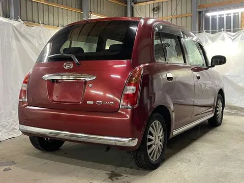Daihatsu Mira Gino