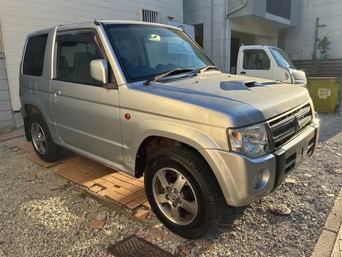Mitsubishi Pajero Mini
