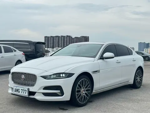 Jaguar XEL