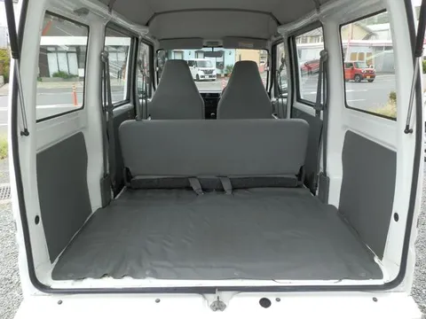 Mitsubishi Minicab Van