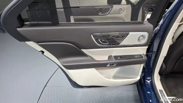Lincoln Continental