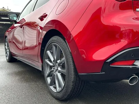 Mazda MAZDA3 Fastback