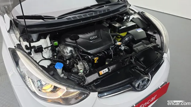 Hyundai Elantra (Avante)