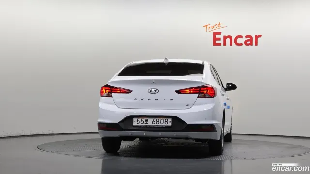 Hyundai Elantra (Avante)