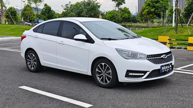 Chery Arrizo 5