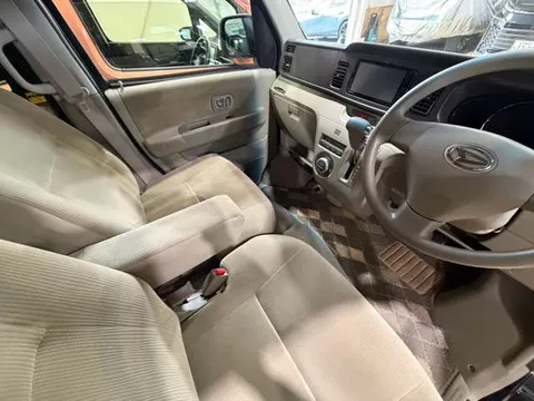 Daihatsu Atrai Wagon