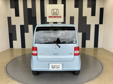 Toyota Pixis Space