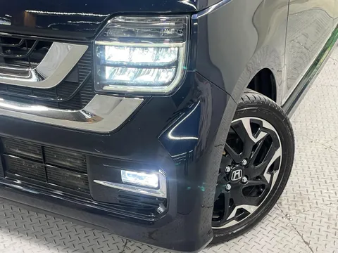Honda N-WGN Custom