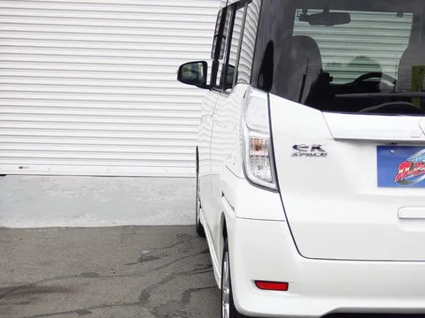 Mitsubishi eK Space Custom