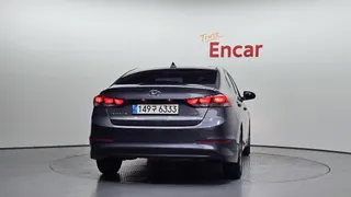 Hyundai Elantra (Avante)