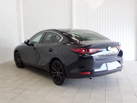 Mazda MAZDA3 Sedan