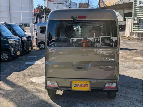 Daihatsu Atrai