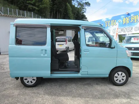Subaru Sambar Van