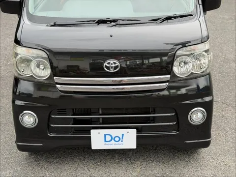 Toyota Pixis Van