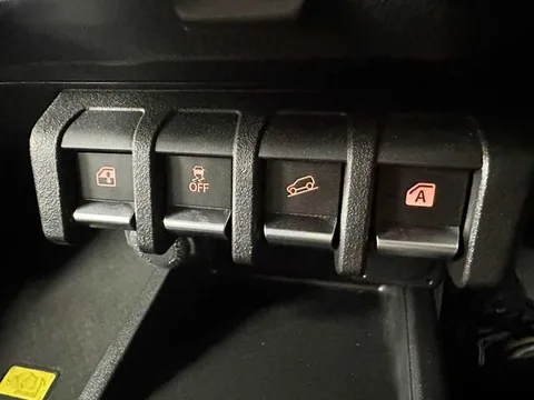Suzuki Jimny Sierra