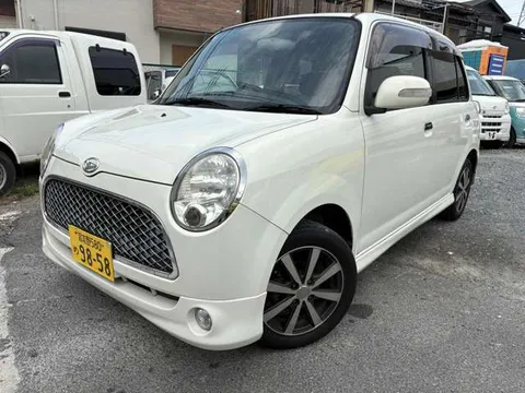 Daihatsu Mira Gino