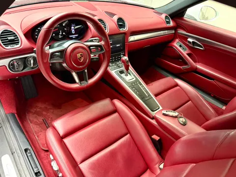 Porsche 718