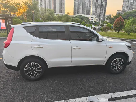 Geely Vision X6