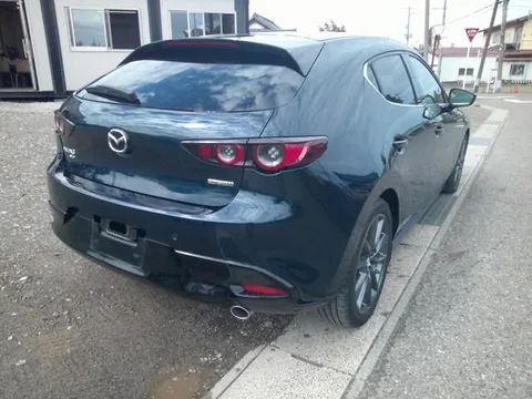 Mazda MAZDA3 Fastback