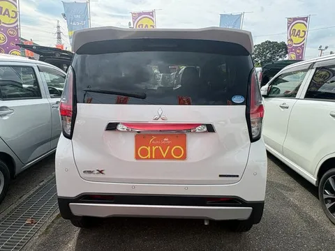 Mitsubishi eK X