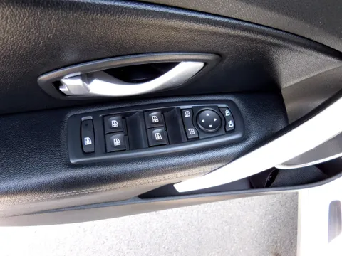 Renault SM3