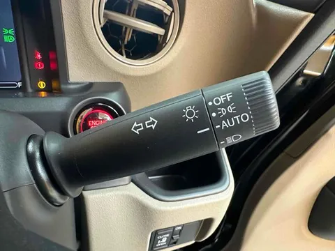 Honda N-BOX Joy