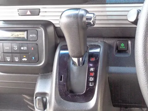 Honda N-VAN Plus Style
