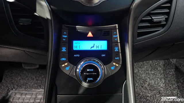 Hyundai Elantra (Avante)