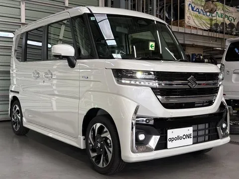 Suzuki Spacia Custom