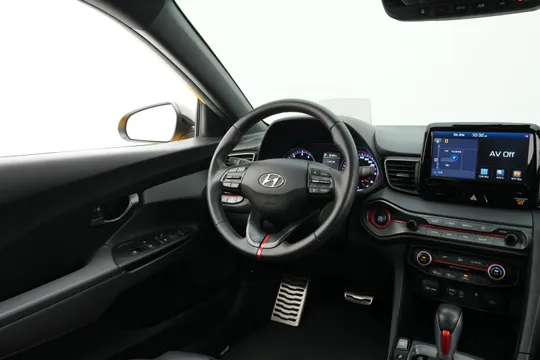 Hyundai Veloster
