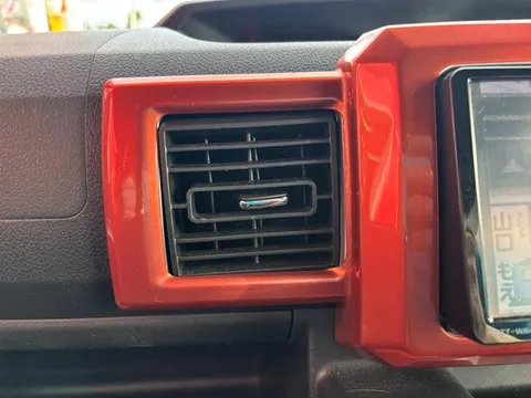 Toyota Pixis Mega