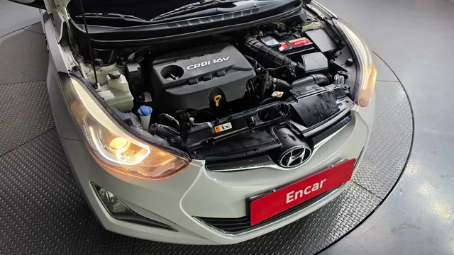 Hyundai Elantra (Avante)