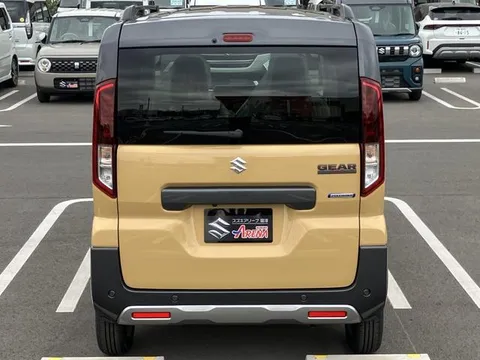 Suzuki Spacia Gear