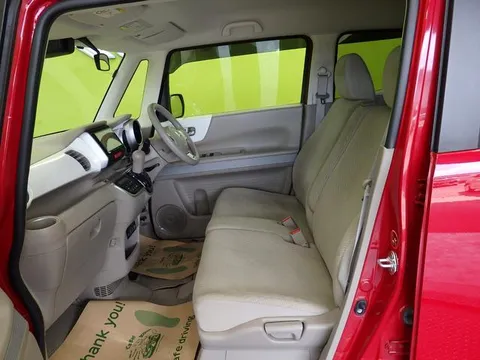 Honda N-BOX Slash