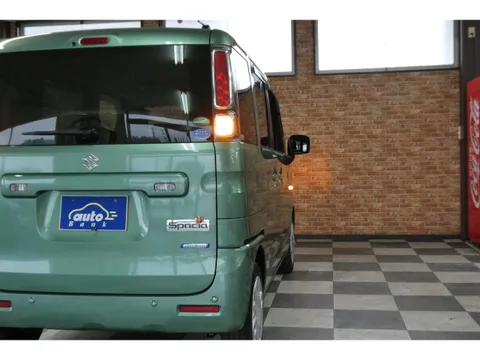 Suzuki Spacia